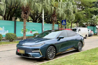 吉利银河 银河星耀8 2025款 130km EM-P 星舰版