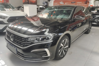 大众 帕萨特 2023款 改款 330TSI 豪华版