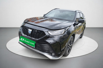 丰田 皇冠陆放 2022款 2.5L HEV四驱尊贵版
