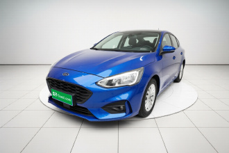 福特 福克斯 2020款 三厢 1.5L 自动锋跃型