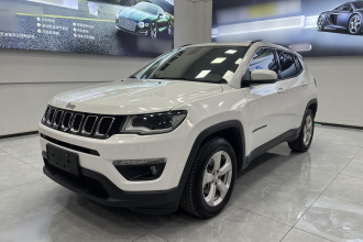 Jeep 指南者 2020款 220T 自动精英版