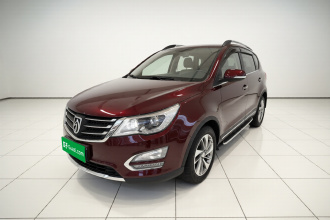 宝骏560 2015款 1.8L 手动豪华型