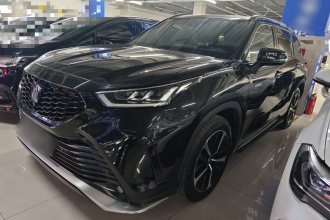丰田 皇冠陆放 2022款 2.5L HEV四驱尊贵版