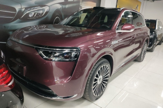 鸿蒙智行 问界M8 2025款 增程 Ultra版 53.4kWh 5座版 (192线激光雷达）