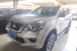 日产 途达 2018款 2.5L 自动四驱豪华版