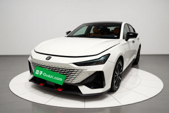 长安UNI-V 2022款 1.5T 尊贵型