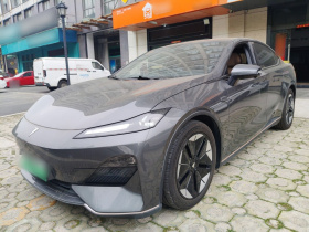 深蓝汽车 深蓝SL03 2022款 1.5L 1200增程版