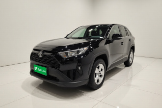 丰田 RAV4荣放 2024款 2.0L CVT两驱都市版