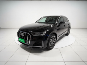 奥迪Q7 2020款 55 TFSI quattro S line运动型