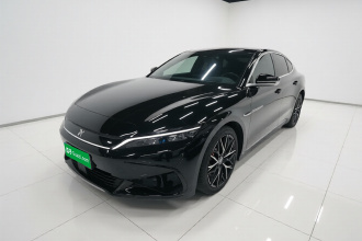 比亚迪 汉 2022款 EV 创世版 610KM四驱尊享型