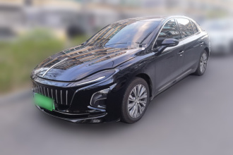 红旗E-QM5 2023款 620km PLUS