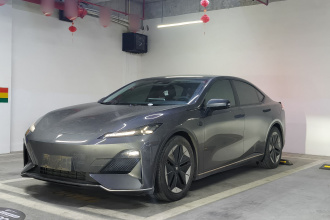 深蓝汽车 深蓝SL03 2022款 1.5L 1200增程版