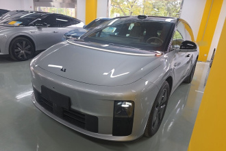 理想汽车 理想i6 2025款 两驱标准版