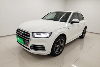 奥迪Q5L 2020款 改款 40 TFSI 荣享时尚型