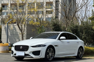 捷豹XEL 2020款 2.0T 200PS R-DYNAMIC S进取运动版