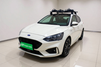福特 福克斯 2020款 两厢 EcoBoost 180 自动ST Line