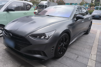 现代 索纳塔 2022款 380TGDi 自动20周年纪念款