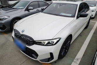 宝马3系 2023款 325i M运动曜夜套装