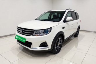 东风风行 风行SX6 2019款 1.6L 手动豪华型 国VI