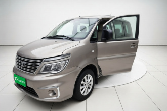 东风风行 菱智 2019款 M5L 1.6L 7座豪华型 国VI