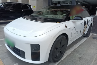 理想汽车 理想i6 2025款 两驱标准版