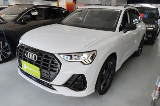 奥迪Q3 2022款 35 TFSI 时尚动感型