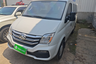 上汽大通MAXUS 新途V80 2023款 2.0T 手动经典傲运通短轴超低顶7/8/9座