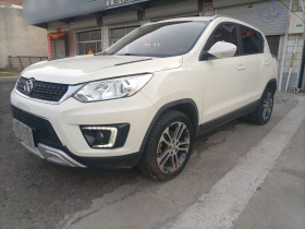 北京汽车 绅宝X35 2016款 1.5L 自动豪华版