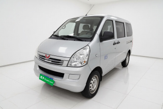 五菱汽车 五菱荣光 2021款 1.2L S 基本型5座LSI