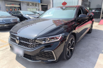 大众 帕萨特 2023款 改款 330TSI 星空豪华版