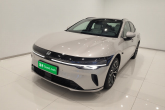 极氪007GT 2025款 四驱智驾版 75kWh