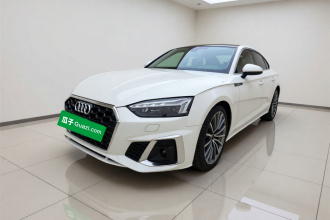 奥迪A5 2023款 Sportback 40 TFSI quattro 豪华动感型