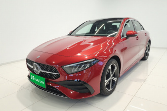 奔驰A级 2023款 A 200 L 时尚型