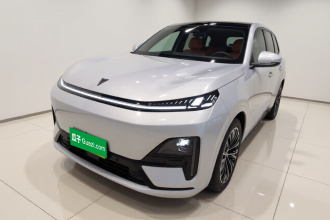 深蓝汽车 深蓝S09 2025款 四驱Ultra+ 高定版