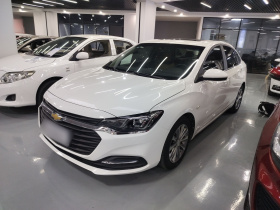 雪佛兰 科鲁泽 2022款 320 自动悦享天窗版