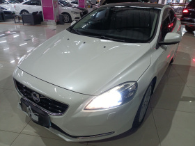 沃尔沃V40 2016款 T3 智逸版