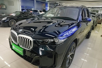 宝马X5 2023款 xDrive 30Li 尊享型M运动曜夜套装