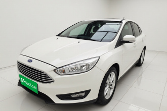 福特 福克斯 2018款 三厢经典 1.6L 自动风尚型智行版