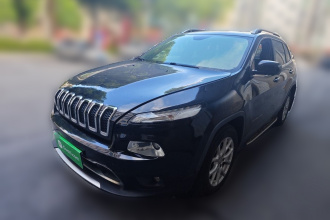 Jeep 自由光 2017款 2.0L 优越版