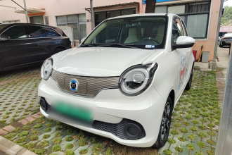 华晨新日i03 2021款 318km 31.45kWh