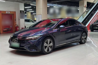奔驰EQE 2022款 350 豪华版