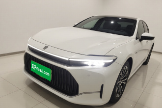 丰田 皇冠(进口) 2024款 2.5L 至享版