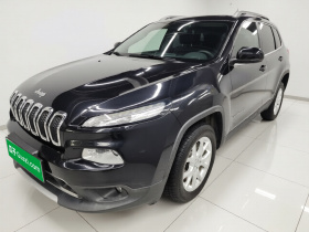 Jeep 自由光 2017款 2.4L 领先版