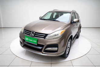江铃 驭胜S350 2013款 2.4T 自动两驱柴油超豪华版5座