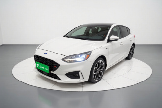 福特 福克斯 2021款 两厢 EcoBoost 180 自动ST Line