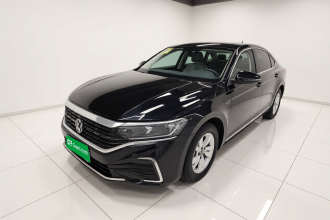 大众 帕萨特新能源 2025款 430PHEV 混动商务版