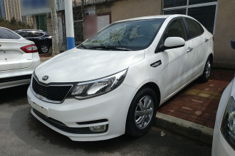 起亚K2 2015款 三厢 1.4L MT GLS