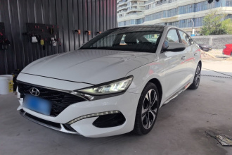现代 菲斯塔 2021款 280TGDi DLX豪华版