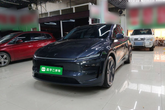 特斯拉 Model Y 2025款 长续航全轮驱动 首发版