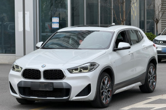 宝马X2 2021款 改款 sDrive25i 锋芒版